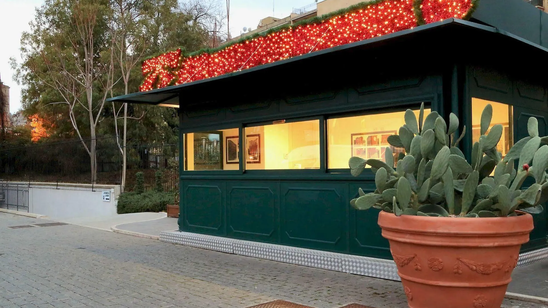 Borgo Papareschi Aparthotel Rome